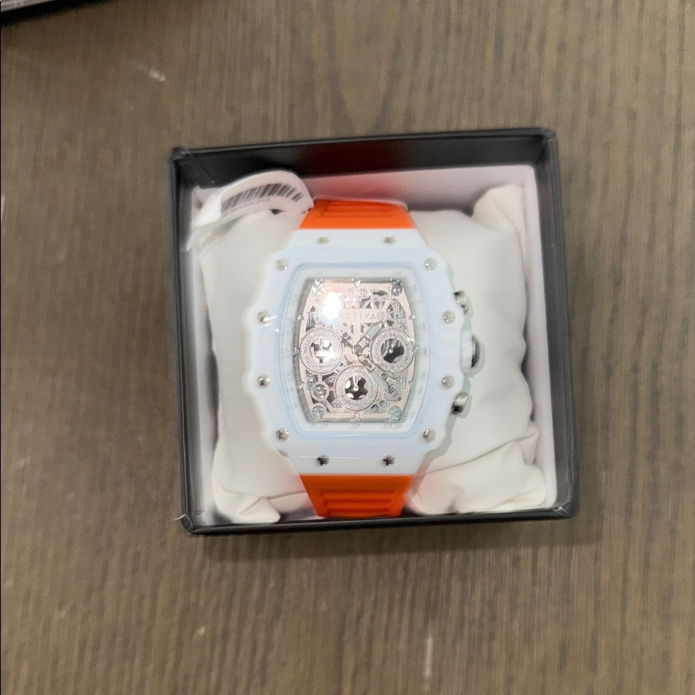 Activa invicta watch